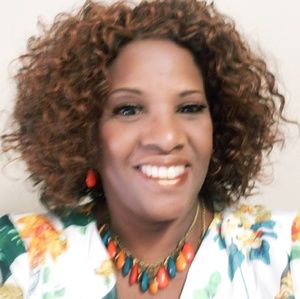 Meet your Posher, Joyce